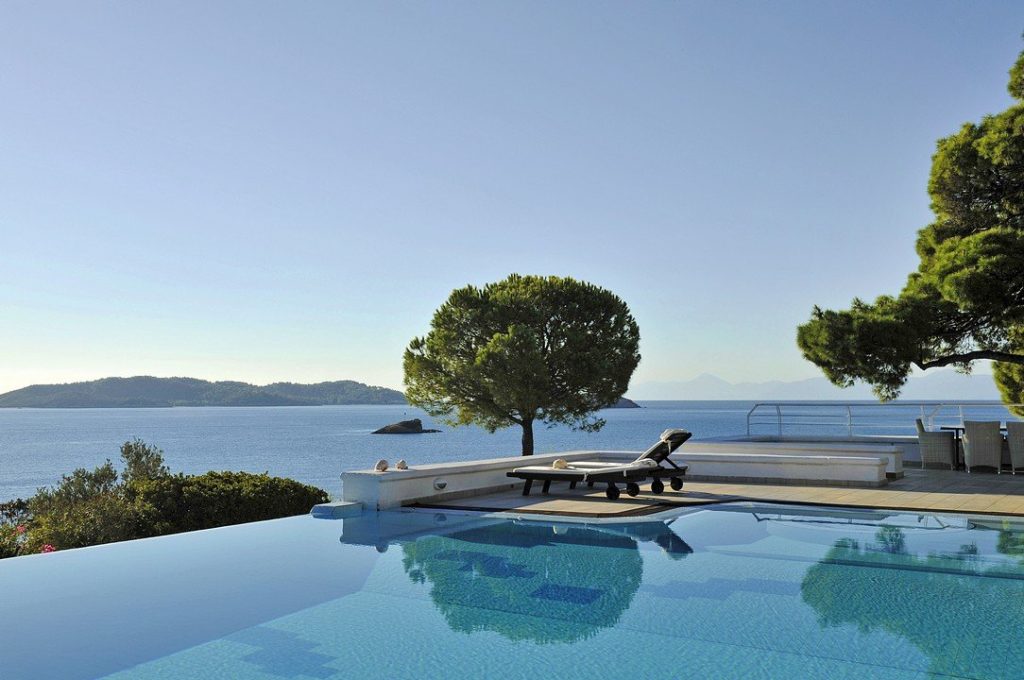 PENELOPE VILLA, SKIATHOS | The Luxurians Villas